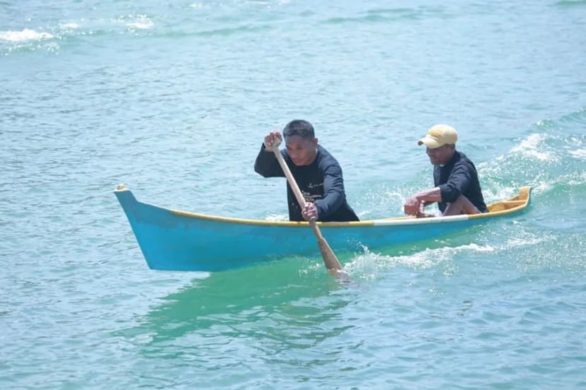 Festival Perahu Tradisional Menghidupkan Kembali Simbol Kejayaan Pesisir di Teluk Barangka