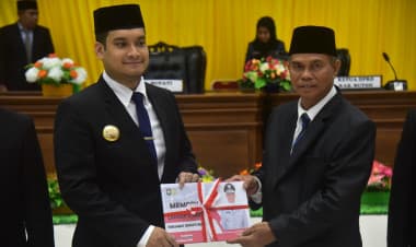 Serah Terima Jabatan Bupati Buton, Ini Visi Misi Alvin Akawijaya Putra dan Syarifuddin Saafa Lima Tahun ke Depan
