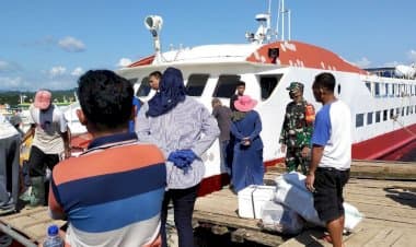 Turun ke Masyarakat, Babinsa Koramil 1413-13/Lasalimu Sosialisasikan Program Vaksinasi Covid-19