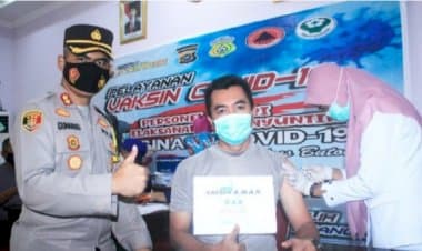 Ratusan Personel Polres Buton Jalani Vaksinasi Covid-19 Tahap 2