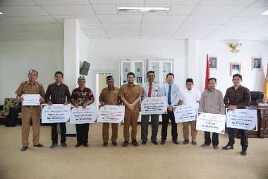 Pemda Buton dan Bank Sultra Perkuat Sinergi Pembangunan Lewat Program CSR