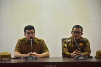 Rakor Bersama Jajaran OPD, Bupati Alvin Soroti Masalah BPJS hingga Revitalisasi Lapak Kali Biru