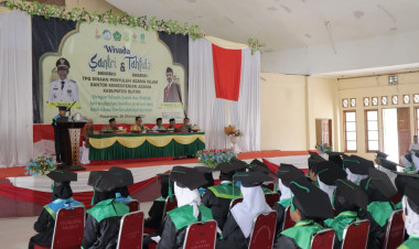 Pj Bupati Buton Wisuda 106 Santri Binaan Penyuluh Agama Islam
