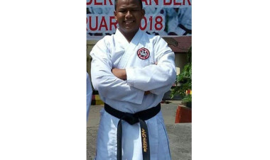 Putra Ketua KONI Buton Raih Medali Perak dari Cabor Karate