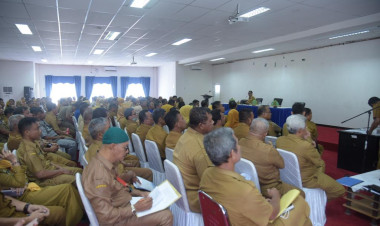 Pj Bupati Buton Gelar Rakor Bersama Eselon II dan III Bahas Stunting, Inflasi dan Penanggulangan Kemiskinan Ekstrim