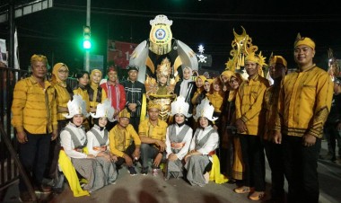 Pemkab Buton Usung Tema Kearifan Lokal dengan Ikon Ikan Tuna pada Malam Puncak Karnaval Sultra Tenun 2023