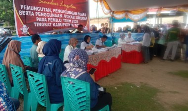 KPU Buton Gelar Simulasi Lanjutan Pemungutan Suara dan Penggunaan Aplikasi Sirekap Pemilu 2024