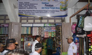 Pastikan Kebutuhan Pokok Jelang Ramadhan, Pj Bupati Pantau Stok dan Harga Beras di Pasar Sabho
