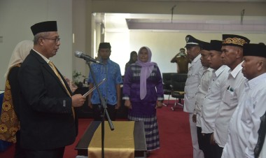 Sekda Buton Lantik Penjabat Kepala Desa dan Peresmian Anggota BPD