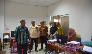 Pastikan Pelayanan Publik, Pj Bupati Buton Sidak OPD