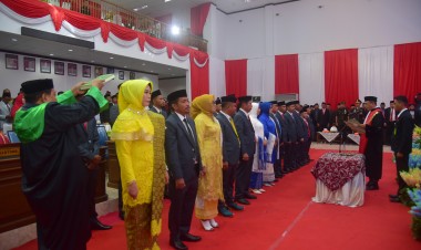 Pj Bupati Hadiri Pelantikan 25 Anggota DPRD Buton Periode 2024-2029