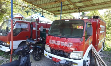 Armada Damkar Buton Lagi Rusak, Kebakaran di Desa Waanguangu Ditangani Sendiri Oleh Warga