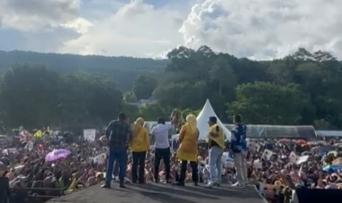 Dihadapan Ribuan Pendukung, Fraksi Golkar Buton Solid Menangkan Bakry-Wawan di Pilkada 2024