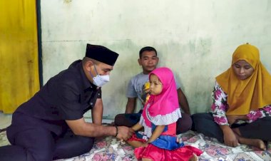 Ketua DPRD Baubau Sambangi Kediaman Nur Aprilia, Bocah Penderita Kelainan Usus