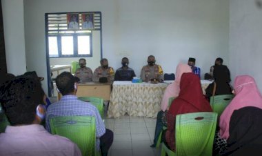 Dialog Bersama Masyarakat Matanauwe, Kapolres Buton: Tidak Usah Takut Divaksin