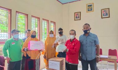 Lansia di Buton Selatan Peroleh Bantuan Program UEP