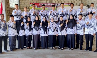 Syafi'in Ketuai PGRI Kecamatan Wabula