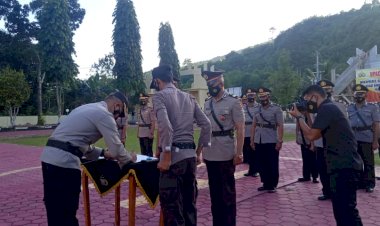 Mutasi Bergulir, 8 Pejabat di Jajaran Polres Buton Berganti