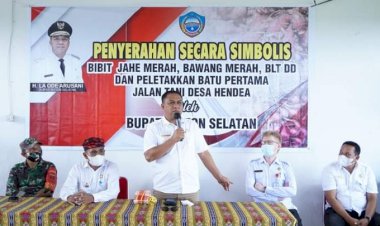 Arusani Beri Bantuan Bibit Bawang Merah dan Jahe kepada Petani