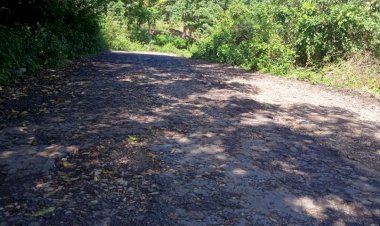 Masyarakat Desa Mantowu Keluhkan Jalan Penghubung Kabawakole-Mantowu