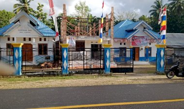 Sambut HUT RI ke 76, Warga Desa Tumada Gelar Aksi Bersih-Bersih