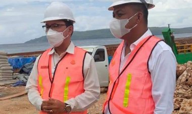 Kajari Buton Tinjau Pembangunan RSUD Buton Selatan dan Pelabuhan Rakyat Bandar Batauga