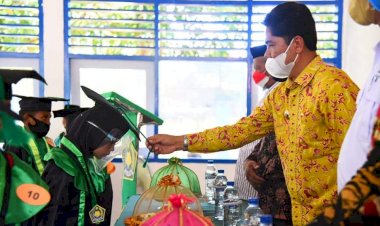 Hadiri Wisuda Santri di Wolowa, La Bakry: Ini Keberhasilan Orang Tua Mendorong Anaknya Belajar Alquran