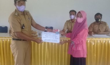 Pemdes Koholimombono Salurkan Bantuan Langsung Tunai (BLT) DD Periode September