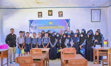 Diskominfo Buton Sosialisasikan Internet Sehat dan Aman di SMP Negeri 06 Buton