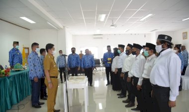 Lantik PAW BPD, Bupati Buton Harap Jaga Keharmonisan dan Bekerja untuk Kemaslahatan Masyarakat Desa