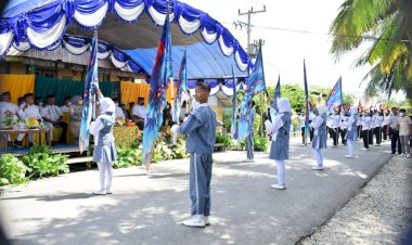 Ribuan Kafilah Meriahkan Pawai Taaruf MTQ di Kecamatan Wabula, Bupati Buton: Tuan Rumah Luar Biasa