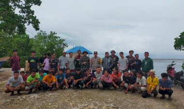 Bripka La Sahari dan Serda Nazam Mediasi Kelompok Pemuda Desa Koholimombono dan Wabula 1