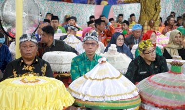 Pj Bupati Buton: Pesta Adat adalah Warisan Leluhur yang Harus Dipertahankan