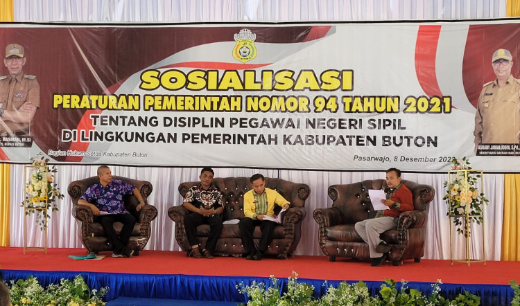 Buka Sosialisasi PP No 94 Tahun 2021, Sekda Buton: PNS Dilarang Keras Berpolitik
