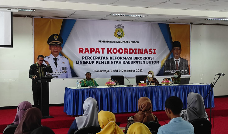 Pj Bupati Himbau ASN Tanggap Perubahan untuk Percepatan Reformasi Birokrasi di Kabupaten Buton