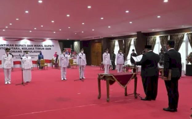 Ali Mazi Resmi Lantik Bupati Buton Utara, Kolaka Timur dan Konawe Kepulauan