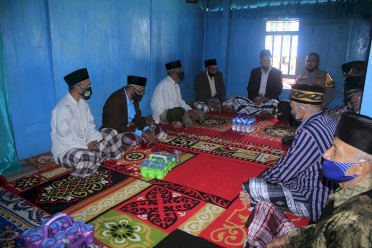 Kapolres Buton Silaturahmi dengan 'Mancuana' Wabula