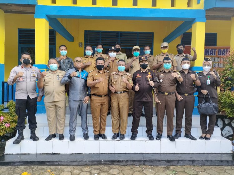 Sambut Kunjungan Kerja Kajari Buton, Camat Wabula: Selamat Datang di Kampung Tenun