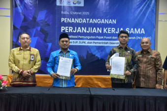 Wakil Bupati Buton Hadiri Penandatanganan Kerja Sama DJP, DJPK dengan Pemerintah Daerah