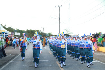Meriah, Pemkab Buton Gelar Lomba Gerak Jalan Indah Sambut HUT RI ke-80